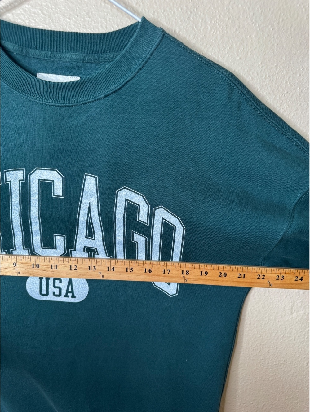 Abercrombie & Fitch Soft A&F Women’s S Chicago USA Green Oversized Sweatshirt - Picture 5 of 6